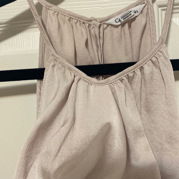 Calvin Klein size Medium - Picture 6 of 6